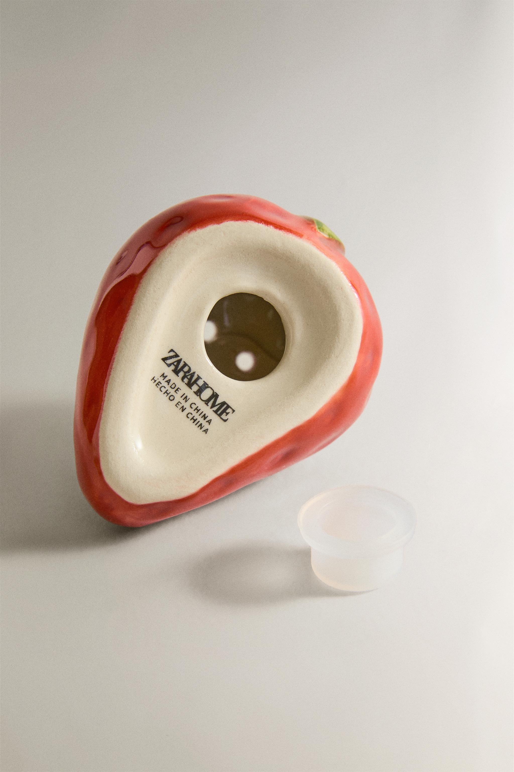 FRUIT SALT AND PEPPER SHAKER SET